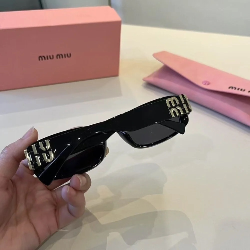 🐻Miu Miu Sunglasses - Picture 7 of 11
